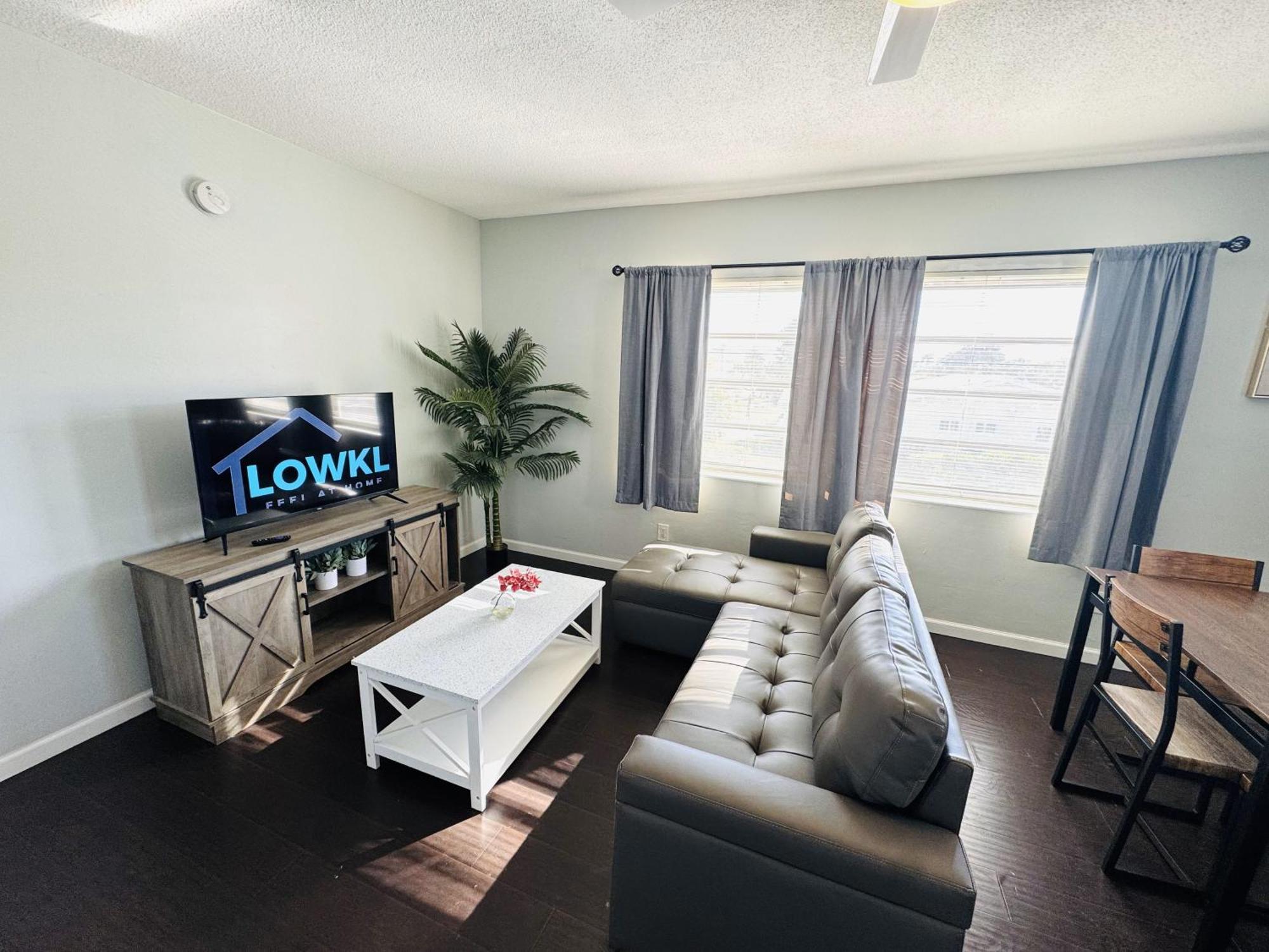 Bayview Regency Apartments By Lowkl Fort Lauderdale Exterior foto